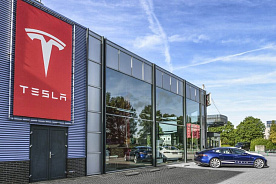 Tesla потеряла 140 млн USD из-за криптовалюты