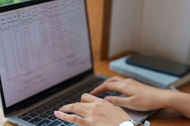 Отчет 4-фонд: какие организации и как заполняют строки 56 и 57