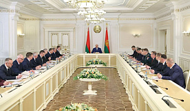 «Лимит поддержки за счет бюджета исчерпан»: Александр Лукашенко раскритиковал работу БНБК