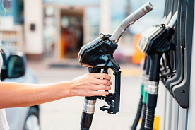 9 мая изменились цены на АЗС: минус 10 копеек за литр топлива с начала года