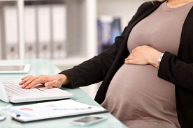 Нарушение: наниматель уволил беременную женщину с работы по совместительству