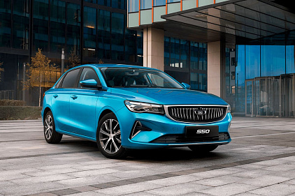 «Физики» заряжаются, «юрики» тормозят: итоги авторынка в 2025 году