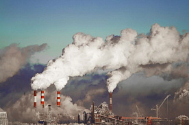 Выброс загрязняющих веществ в атмосферный воздух и сброс сточных вод облагаются экологическим налогом