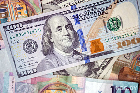 Валютный рынок с начала года: физлица снижают продажу