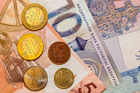 Рублевая масса в Беларуси достигла исторически рекордного долларового значения