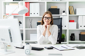 Какие зарплаты предлагают секретарям в Беларуси в ноябре 2025 года