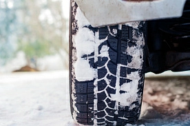 С 1 декабря белорусские водители обязаны использовать только зимние шины
