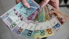 Сколько средств и в каких валютах белорусы держат в банках