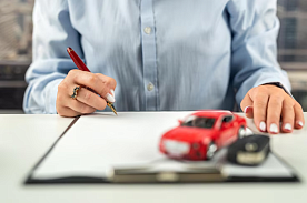 Амортизация по лизинговому авто: когда ИП вправе включить в состав расходов