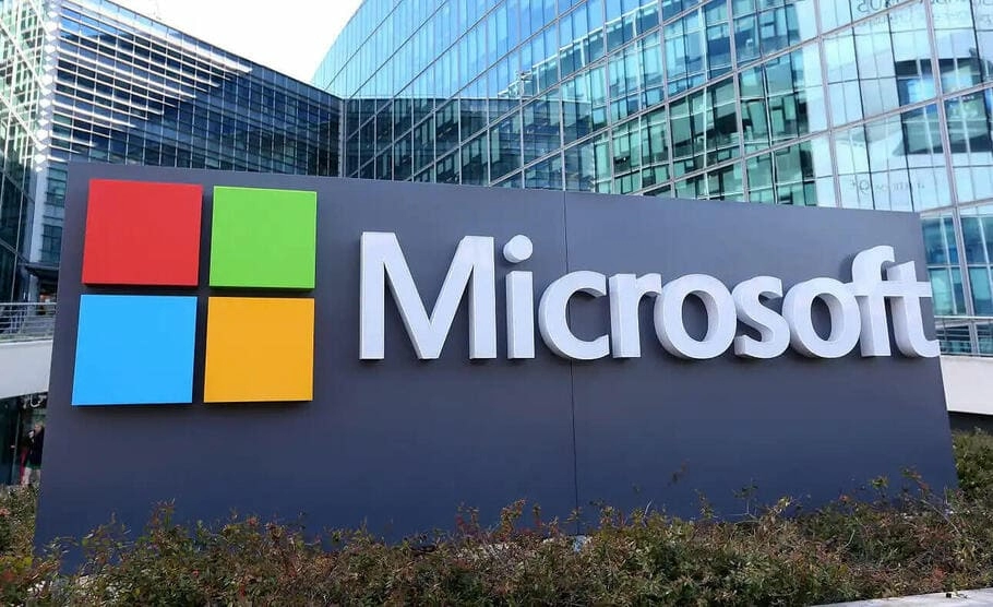 Письма лично на почту ношу: бизнес с партнерами в России осложнят ограничения Microsoft