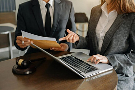 МНС о работе юристов без лицензии