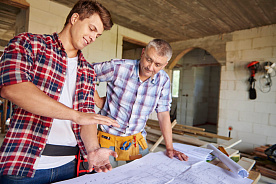 Как организация может помочь своему работнику в строительстве дома